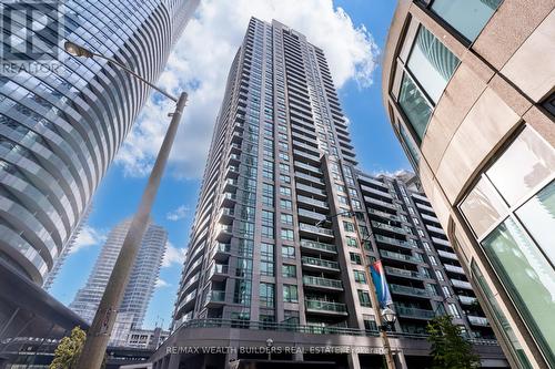 1007 - 19 Grand Trunk Crescent, Toronto, ON - Outdoor With Balcony With Facade