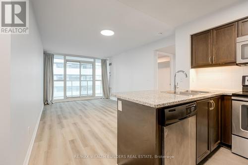 1007 - 19 Grand Trunk Crescent, Toronto, ON - Indoor Photo Showing Kitchen With Stainless Steel Kitchen With Double Sink