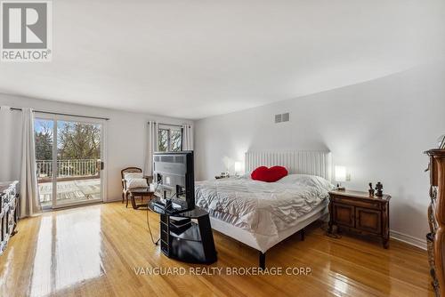 38 Colton Crescent N, Vaughan, ON - Indoor Photo Showing Bedroom