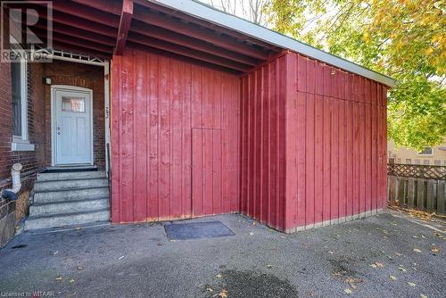 View of outbuilding - 742 Dundas Street, Woodstock, ON - Outdoor