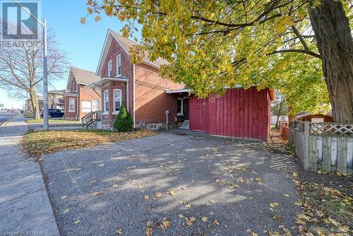 View of side of property - 742 Dundas Street, Woodstock, ON - Outdoor