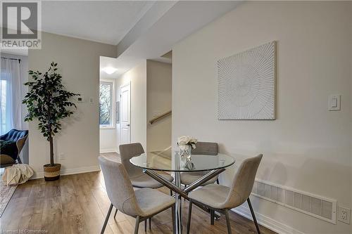 25 Isherwood Avenue Unit# 14, Cambridge, ON - Indoor Photo Showing Dining Room