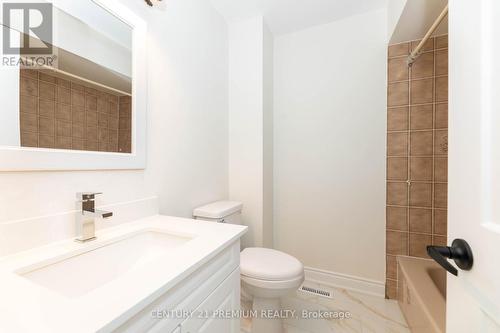 46 Kingknoll Drive, Brampton, ON - Indoor Photo Showing Bathroom