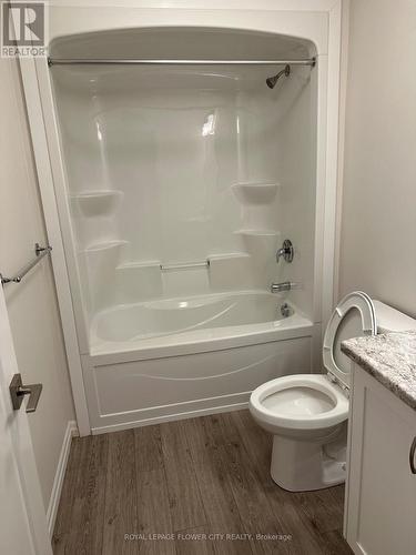 75 Keba Crescent, Tillsonburg, ON - Indoor Photo Showing Bathroom