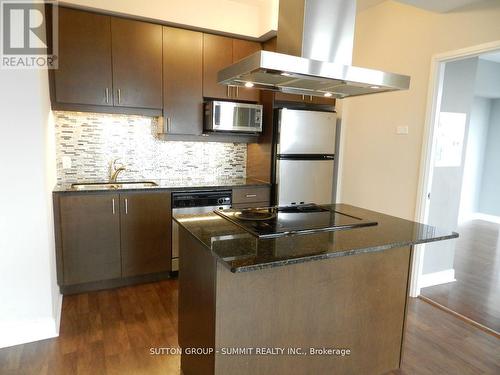 4308 - 60 Absolute Avenue, Mississauga, ON - Indoor Photo Showing Kitchen