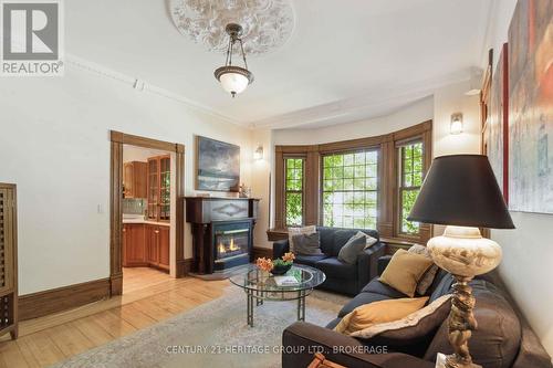 94 King Street, North Dundas, ON - Indoor Photo Showing Living Room With Fireplace