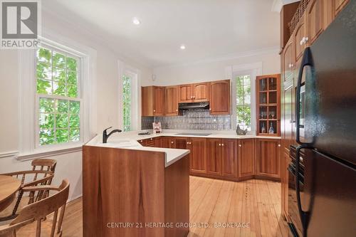 94 King Street, North Dundas, ON - Indoor Photo Showing Kitchen