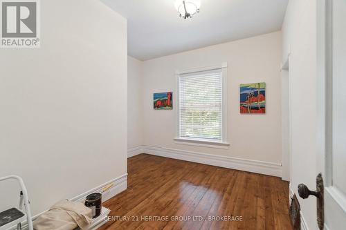 94 King Street, North Dundas, ON - Indoor Photo Showing Other Room