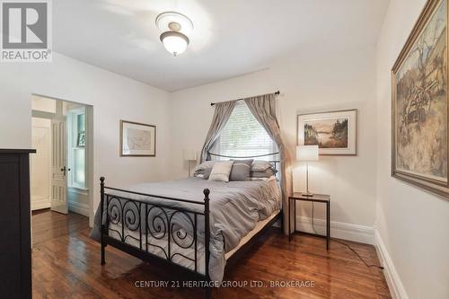 94 King Street, North Dundas, ON - Indoor Photo Showing Bedroom