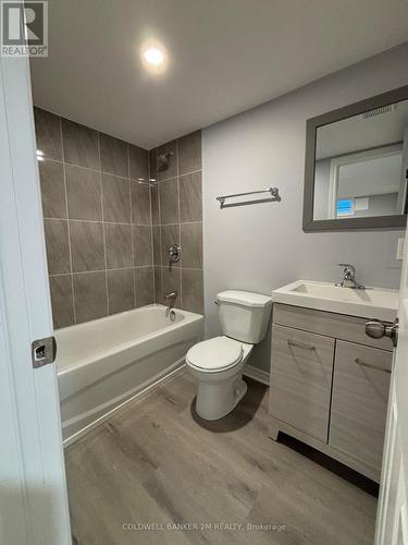 1104 Venus Crescent, Oshawa (Lakeview), ON - Indoor Photo Showing Bathroom