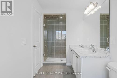 95 Corley Street, Kawartha Lakes (Lindsay), ON - Indoor Photo Showing Bathroom