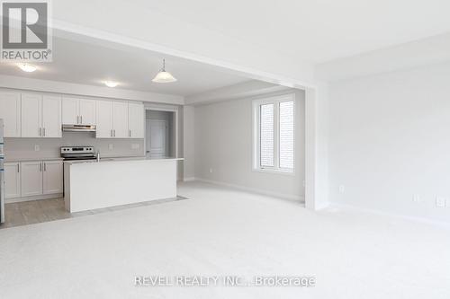 95 Corley Street, Kawartha Lakes (Lindsay), ON - Indoor Photo Showing Kitchen