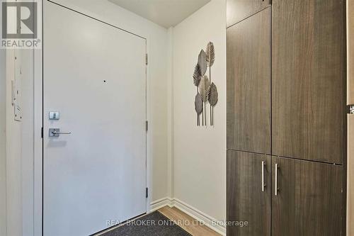 405 - 1 Falaise Road, Toronto, ON - Indoor Photo Showing Other Room