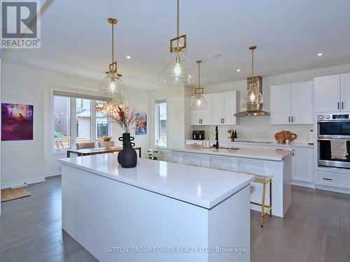 78 Stilton Avenue, Vaughan, ON - Indoor Photo Showing Kitchen With Upgraded Kitchen