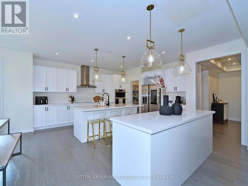 78 Stilton Avenue, Vaughan, ON - Indoor Photo Showing Kitchen With Upgraded Kitchen