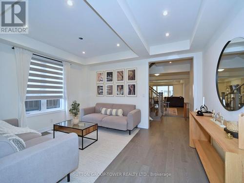 78 Stilton Avenue, Vaughan, ON - Indoor Photo Showing Living Room