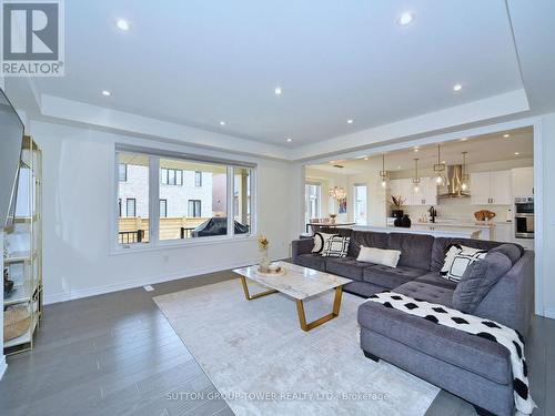 78 Stilton Avenue, Vaughan, ON - Indoor Photo Showing Living Room