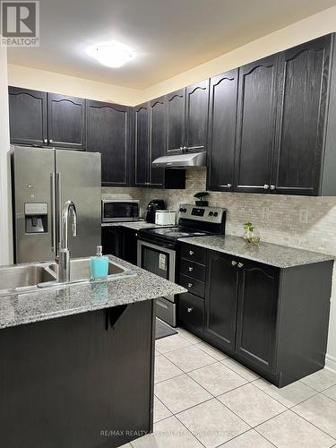 49 Baby Pointe Trail, Brampton, ON - Indoor Photo Showing Kitchen With Stainless Steel Kitchen With Double Sink With Upgraded Kitchen