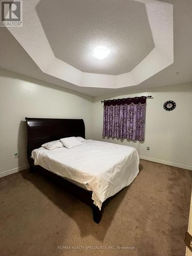 49 Baby Pointe Trail, Brampton, ON - Indoor Photo Showing Bedroom