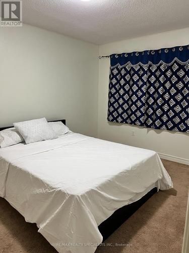 49 Baby Pointe Trail, Brampton, ON - Indoor Photo Showing Bedroom