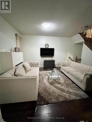 49 Baby Pointe Trail, Brampton, ON - Indoor Photo Showing Laundry Room