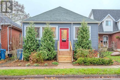 33 Audrey Avenue, Guelph, ON - Outdoor With Facade