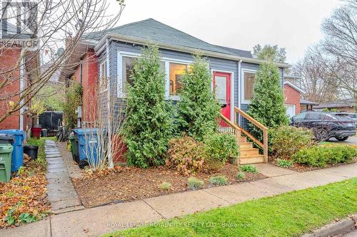 33 Audrey Avenue, Guelph, ON - Outdoor