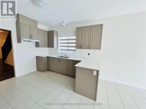 26 Huntsworth Avenue, Thorold, ON - Indoor Photo Showing Kitchen With Double Sink