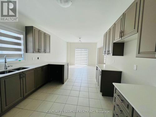 26 Huntsworth Avenue, Thorold, ON - Indoor Photo Showing Kitchen With Double Sink