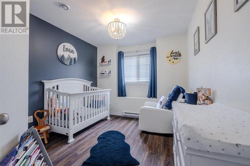 25 Adventure Avenue, St. John'S, NL - Indoor Photo Showing Bedroom