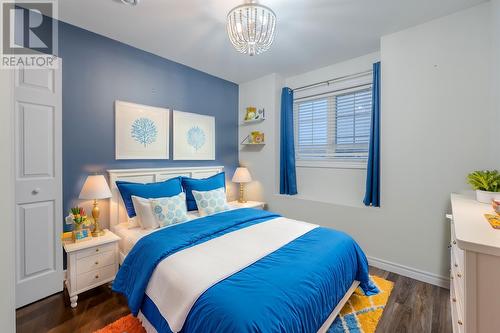 25 Adventure Avenue, St. John'S, NL - Indoor Photo Showing Bedroom