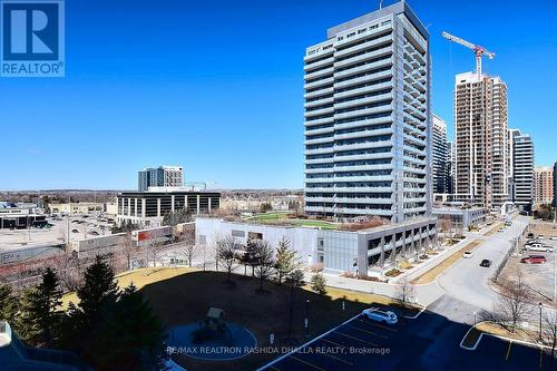 610 - 39 Oneida Crescent, Richmond Hill, ON - Outdoor With Facade