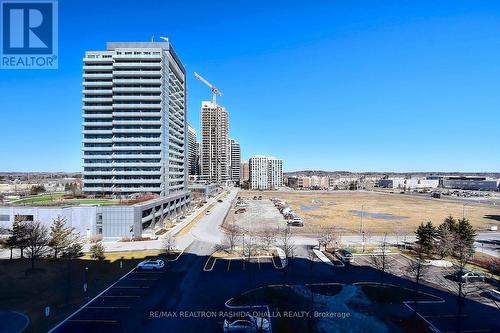 610 - 39 Oneida Crescent, Richmond Hill, ON - Outdoor With View