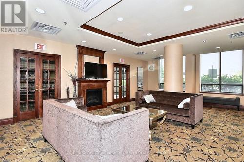 610 - 39 Oneida Crescent, Richmond Hill, ON - Indoor Photo Showing Other Room With Fireplace