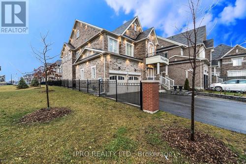 27 Tysonville Circle, Brampton, ON - Outdoor