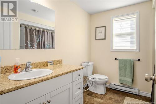 13 Sixth Street, Quispamsis, NB - Indoor Photo Showing Bathroom