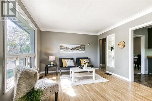 1440 Hawthorne Drive, Sudbury, ON - Indoor Photo Showing Living Room