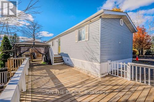 20 Golden Pond Road, Puslinch, ON - Outdoor With Deck Patio Veranda