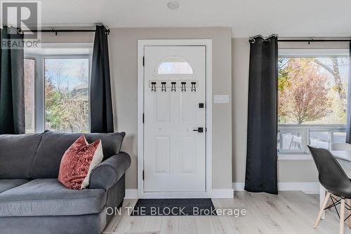 20 Golden Pond Road, Puslinch, ON - Indoor Photo Showing Other Room