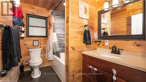 26 Mary Avenue, South Bruce Peninsula, ON - Indoor Photo Showing Bathroom