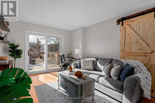 953 Alpine Court, Kingston (North Of Taylor-Kidd Blvd), ON - Indoor Photo Showing Living Room