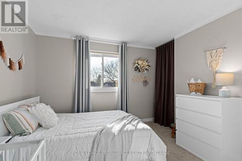 953 Alpine Court, Kingston (North Of Taylor-Kidd Blvd), ON - Indoor Photo Showing Bedroom