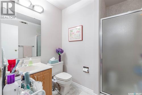 110 Brabant Crescent, Saskatoon, SK - Indoor Photo Showing Bathroom