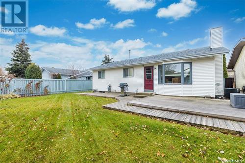 110 Brabant Crescent, Saskatoon, SK - Outdoor