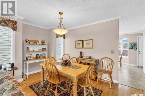 110 Brabant Crescent, Saskatoon, SK - Indoor Photo Showing Dining Room