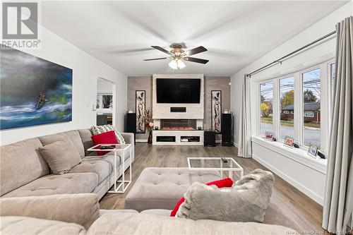 141 Chapman, Moncton, NB - Indoor Photo Showing Living Room