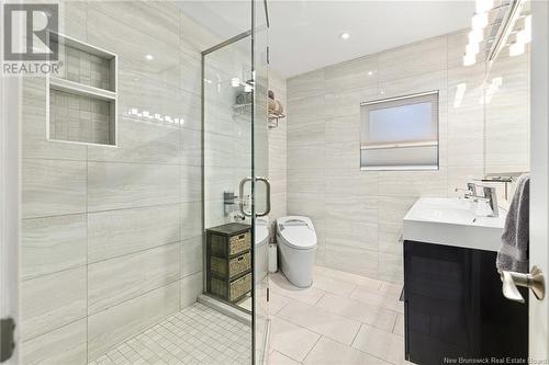 141 Chapman, Moncton, NB - Indoor Photo Showing Bathroom