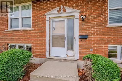 7 Daytona Street, Kitchener, ON - Outdoor With Exterior