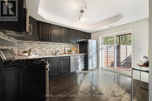 33 Beatrice Street, Toronto, ON - Indoor Photo Showing Kitchen