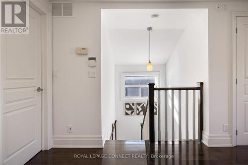 33 Beatrice Street, Toronto, ON - Indoor Photo Showing Other Room